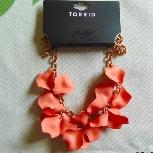 Torrid Peach Petal Necklace